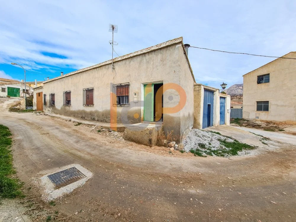 Industrial unit in Chirivel, 2 bedrooms