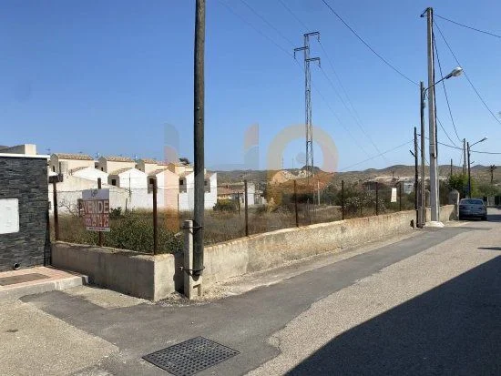 Terreno urbano en El Pilar, 2.360 m²
