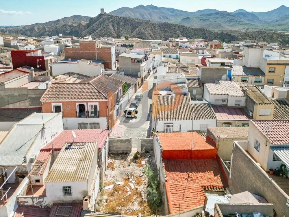 Parcela urbana en centro de Huércal-Overa