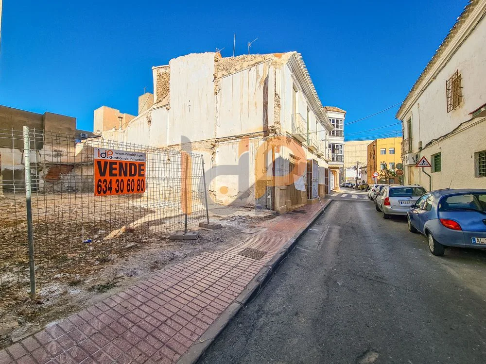 Solar urbano en el centro de Huércal-Overa