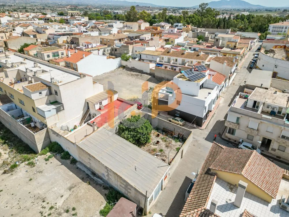 Urban plot near Huércal-Overa bullring