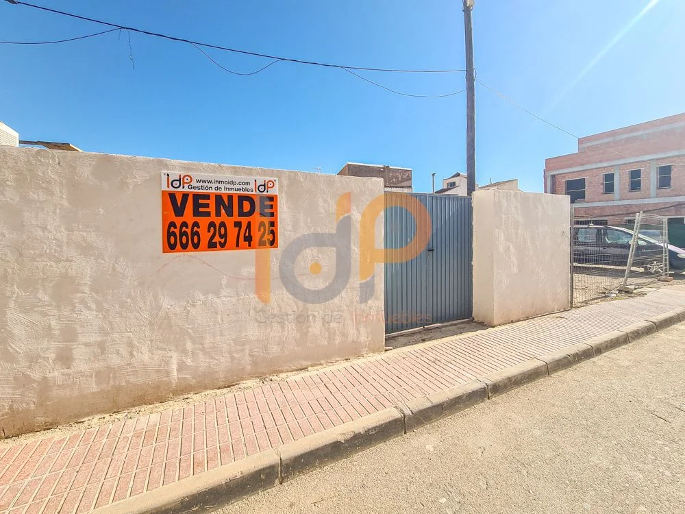 Parcela urbana en casco histórico, 220 m² edificables
