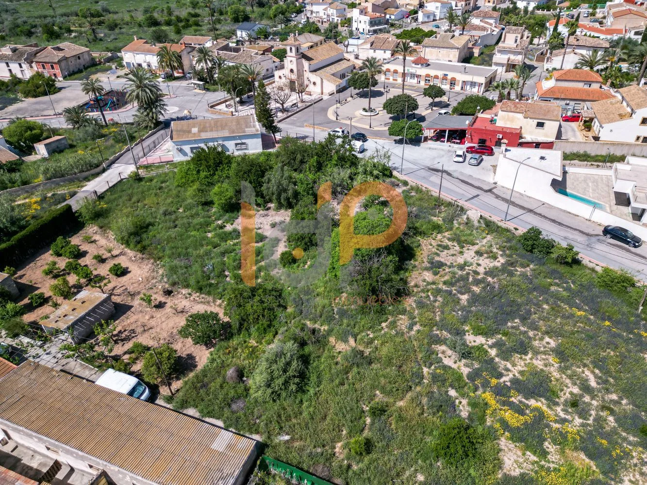 Solar urbano en Los Menas de 875 m²