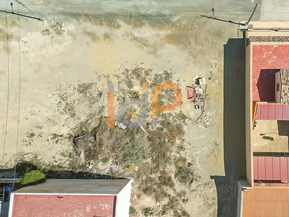 Parcela urbana en La Atalaya, 240 m²