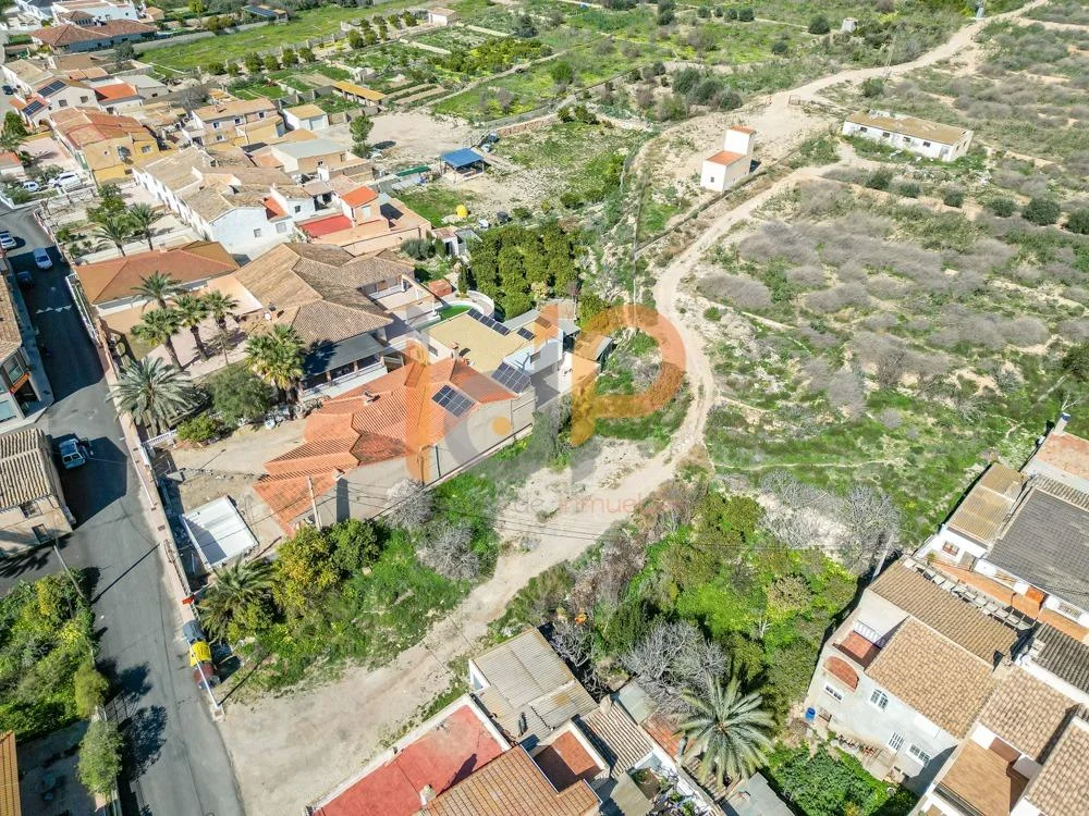 Parcela urbana en Huercal-Overa, 2364 m²