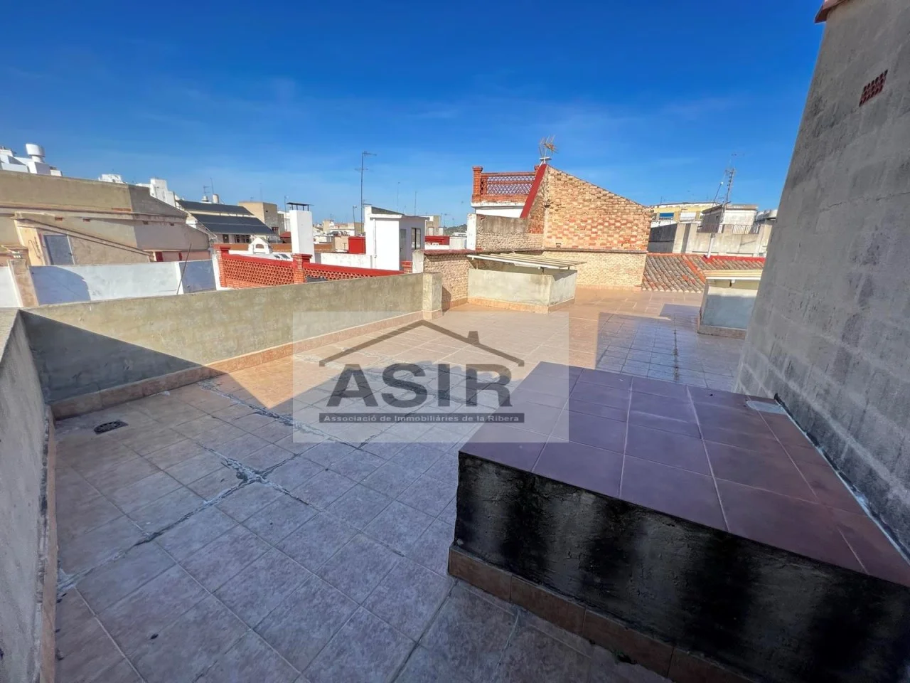 Edificio en Alzira con dos viviendas