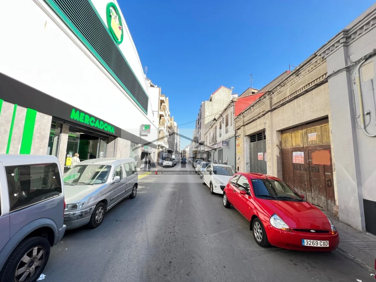 Local comercial céntrico con potencial edificable