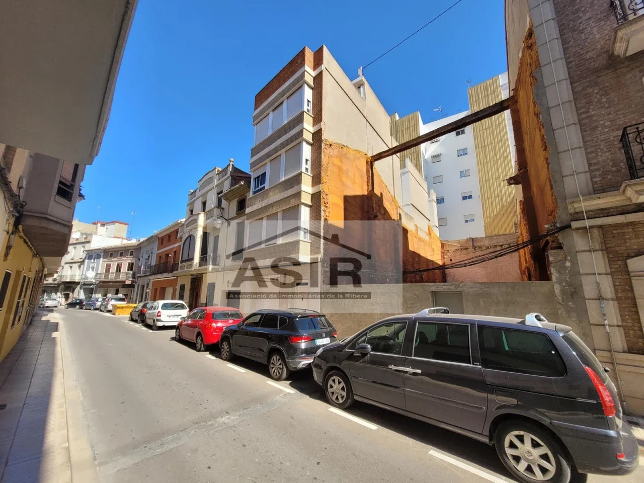 Parcela urbanizable en Alzira, 152 m²