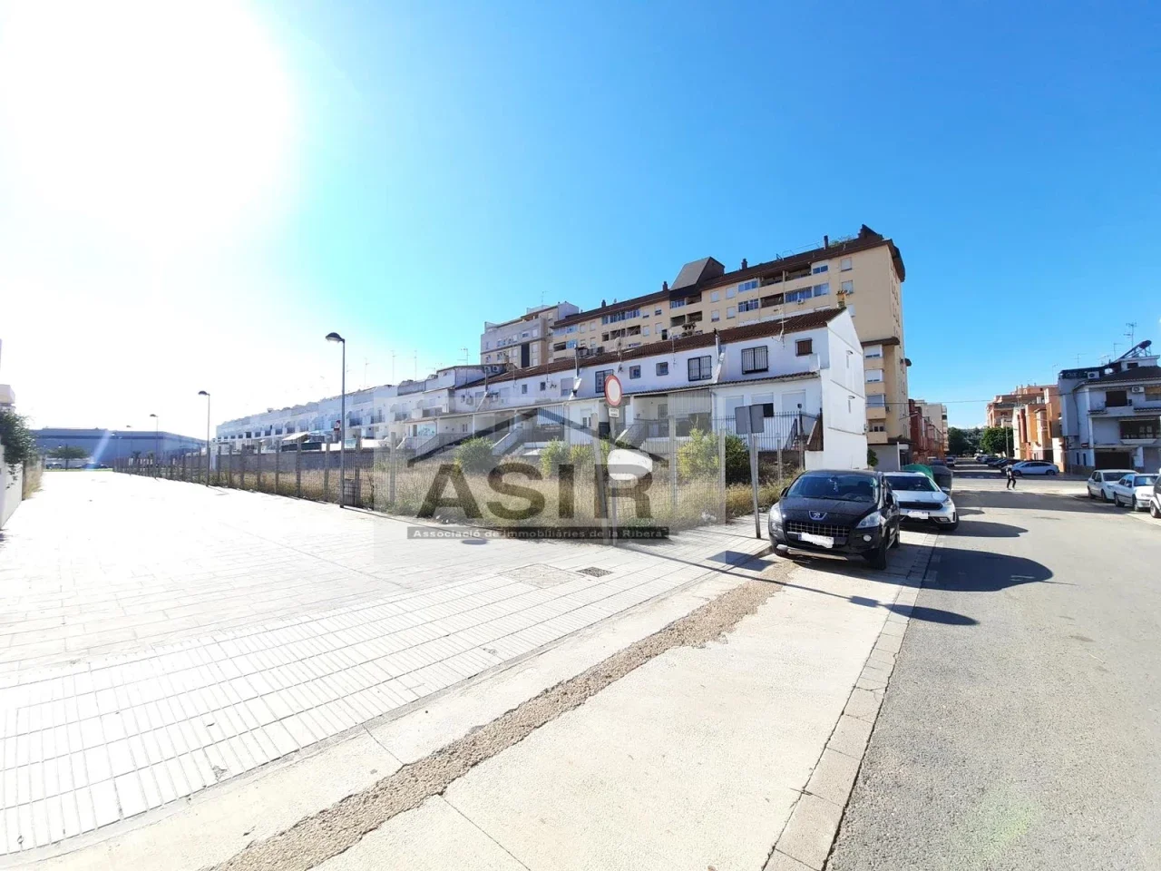 Parcela urbana esquinera de 129 m² en Alzira