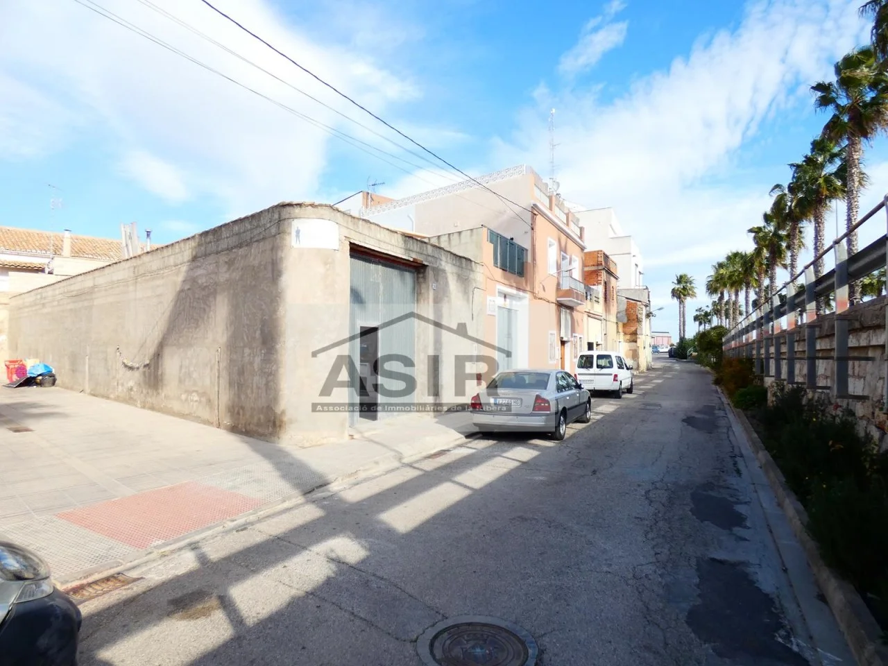 Solar urbano chaflán en Alzira, 204 m²