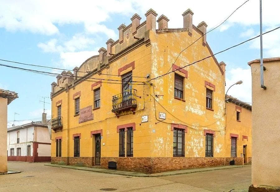 Large rural bodega renovation project