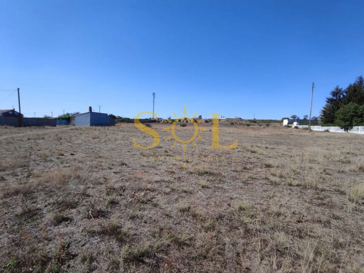 Urban plot in Cembranos, 1,105 m²