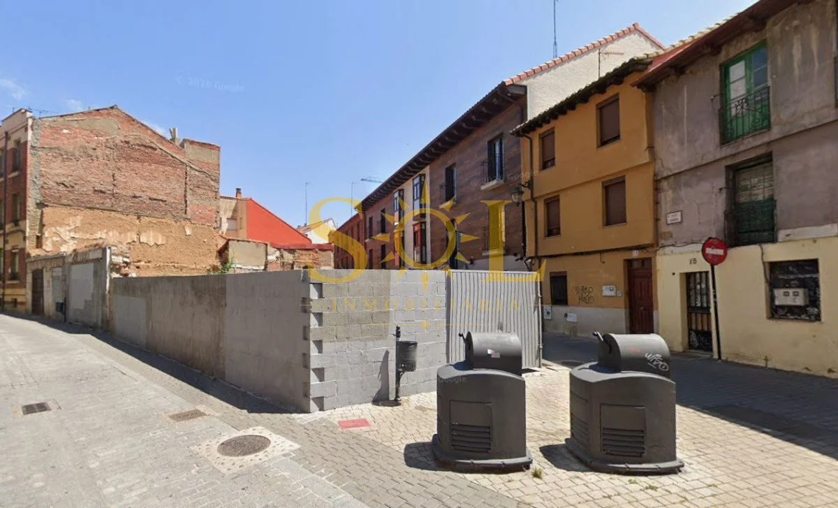 Solar residencial céntrico en León, 321 m²