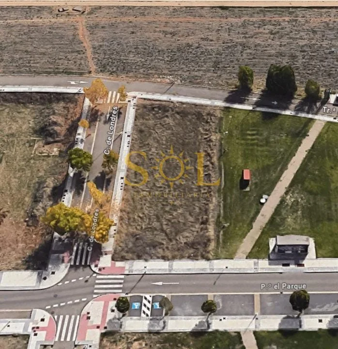 Urban development plot in La Lastra