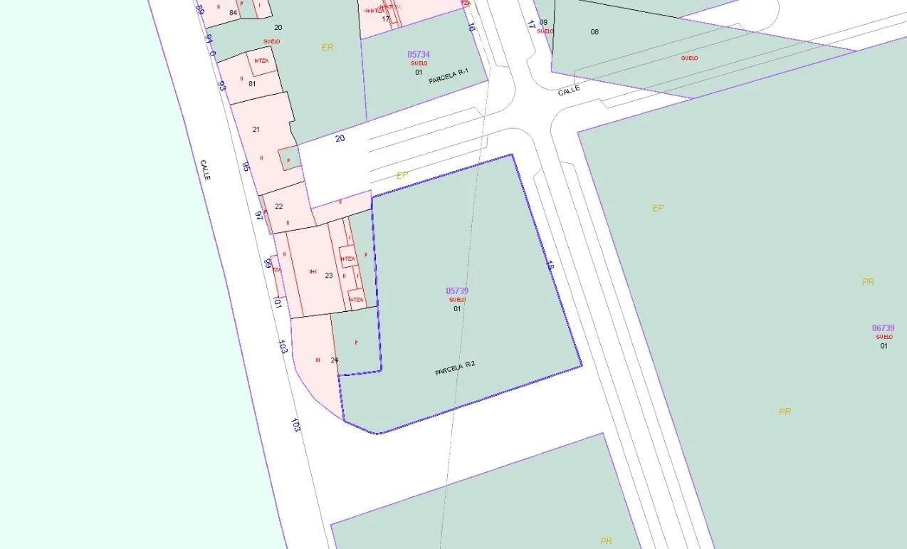 Terreno urbano con potencial de uso mixto
