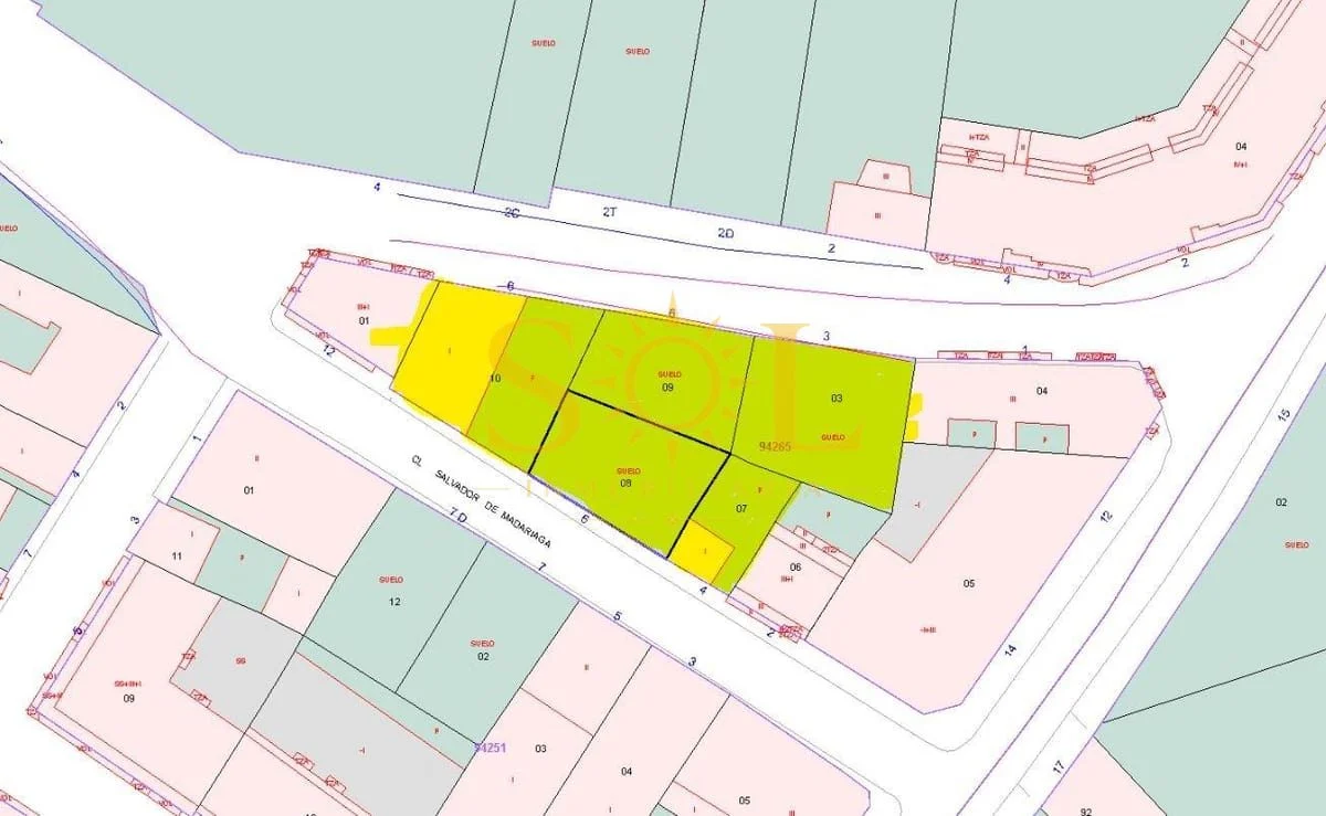 Five urban plots with residential potential