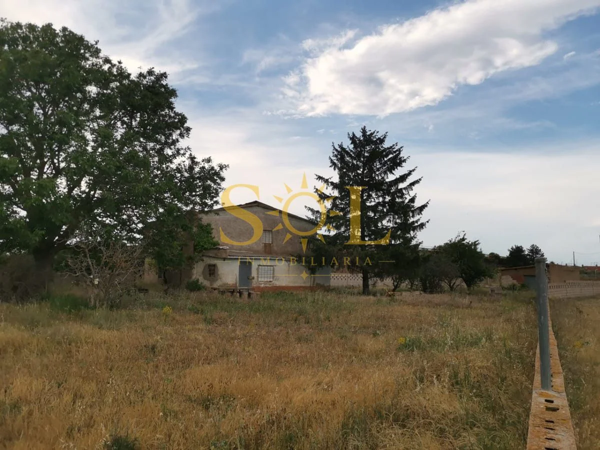 Recreational finca near León, 2,000 m²