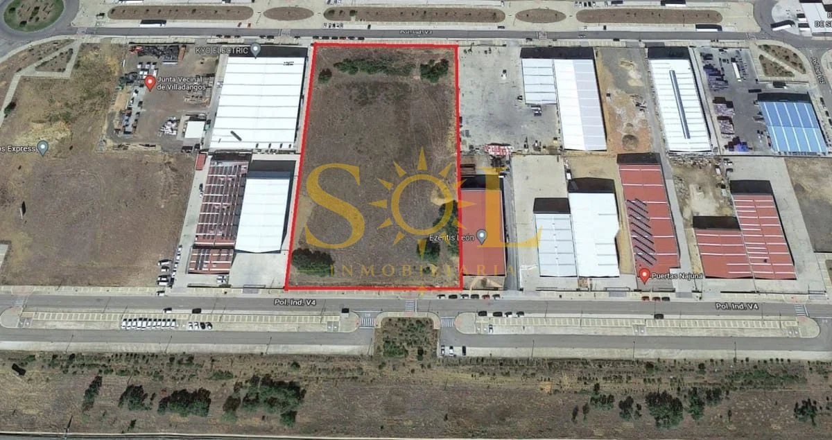 Developable land in Villadangos industrial estate