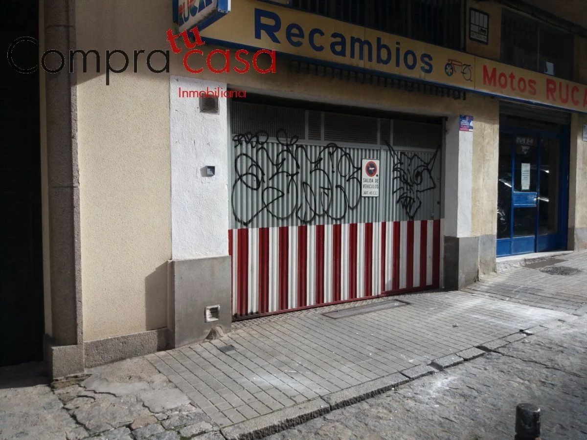 Almacén/trastero céntrico en Segovia, 229 m²