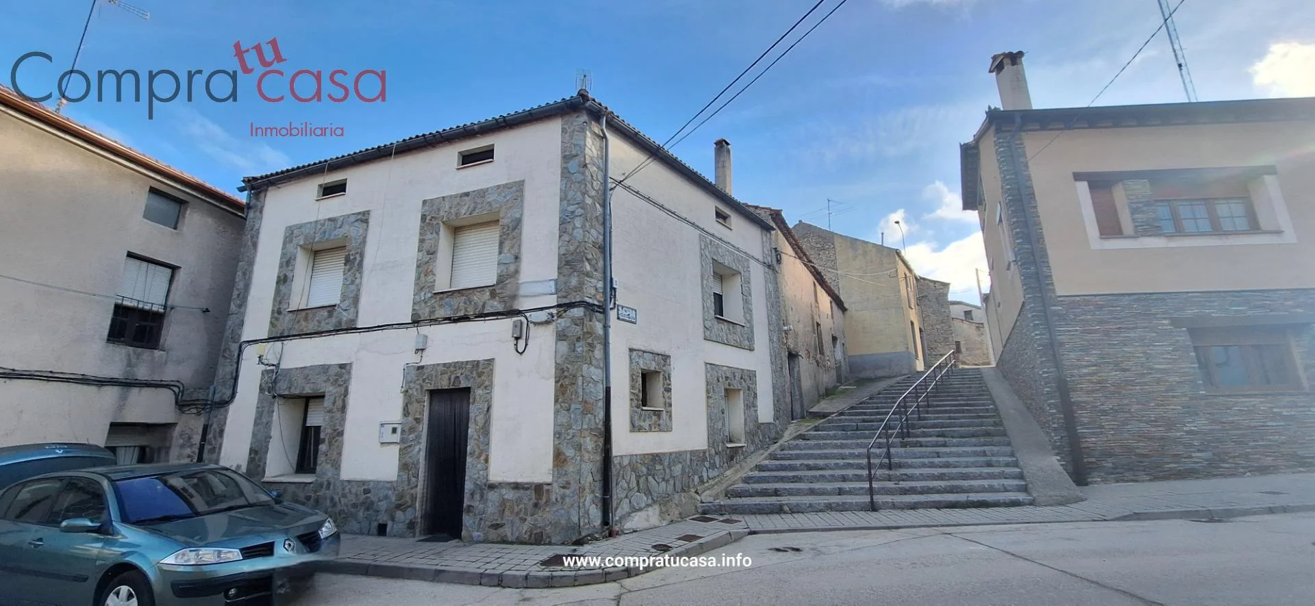 Reform opportunity in Carbonero, 4 bedrooms