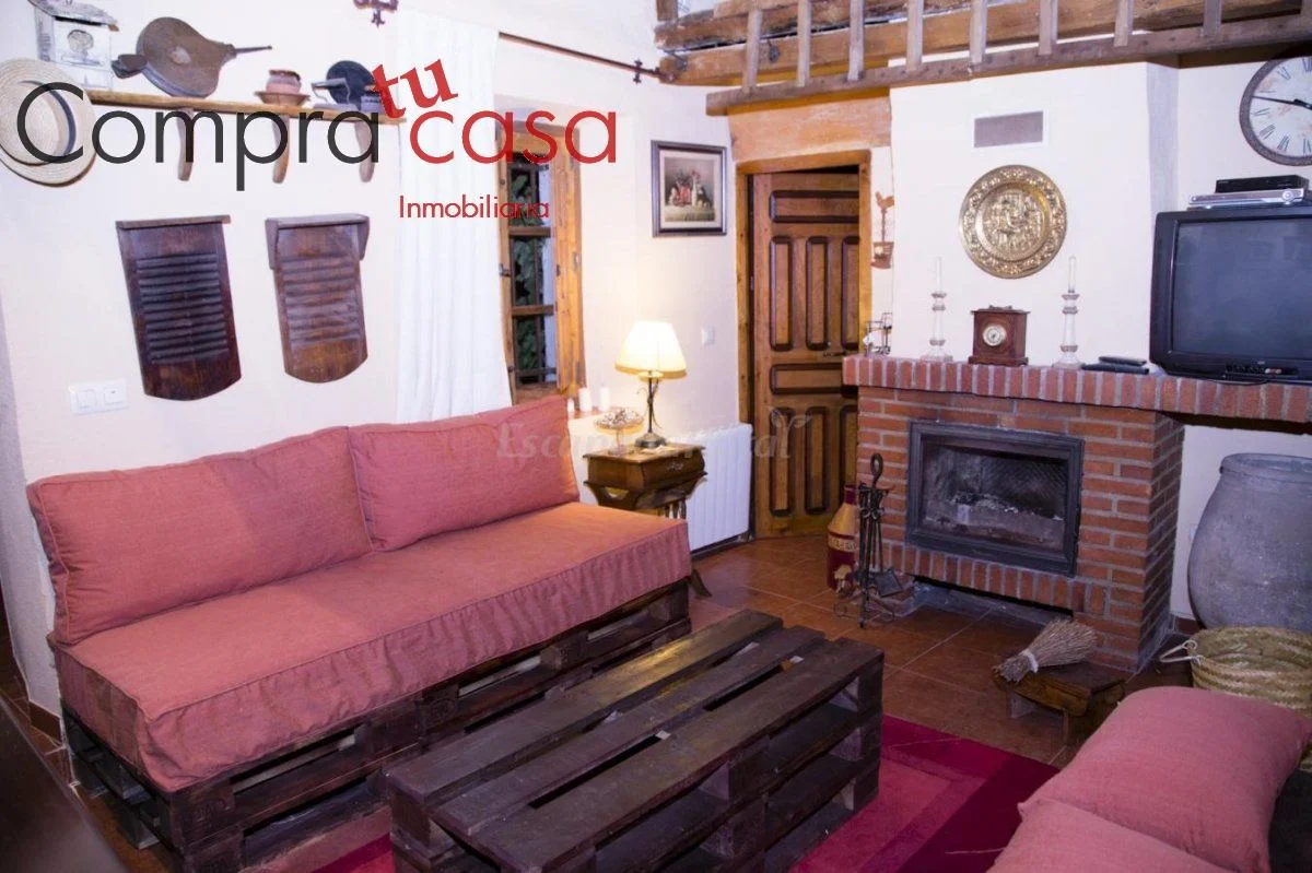 Restored rural house with tourism licence