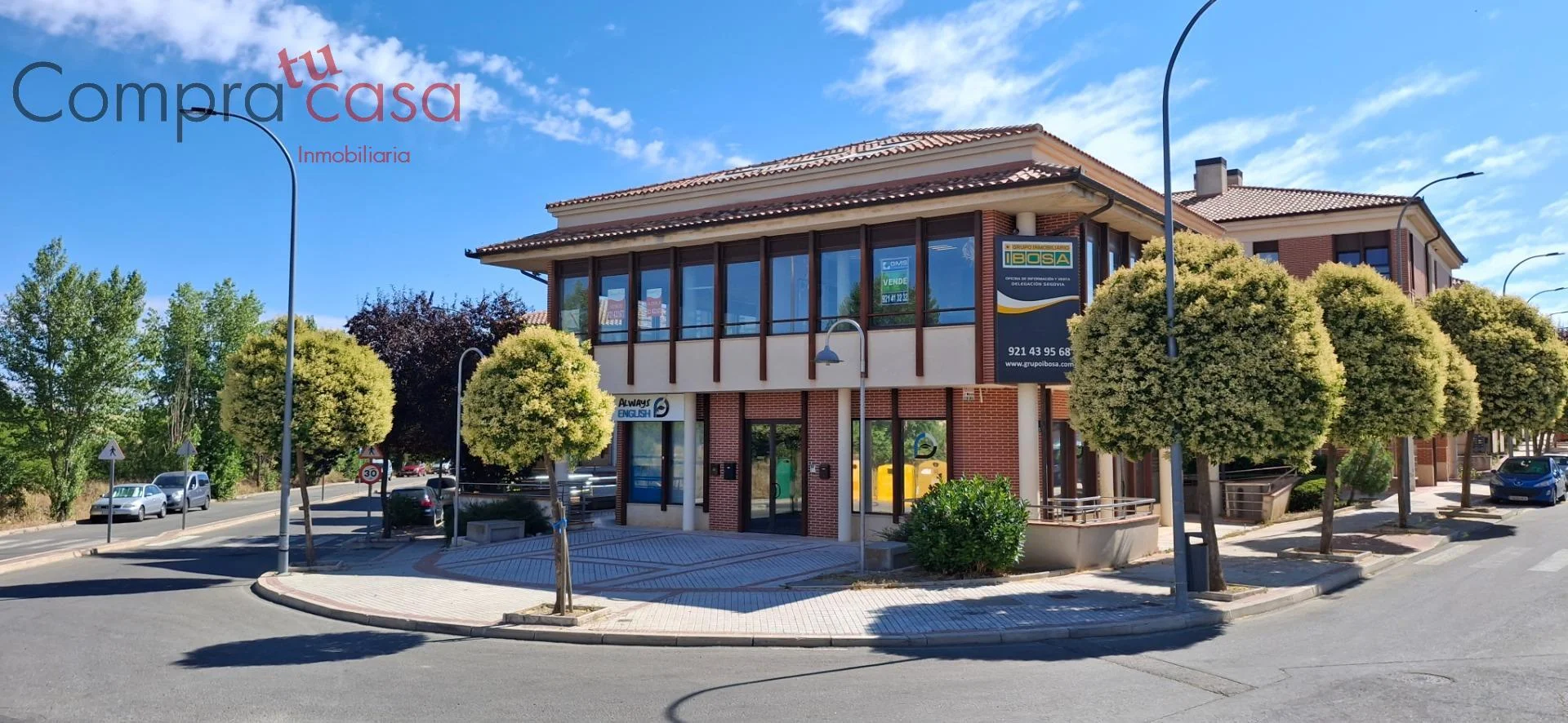 Commercial unit in La Lastrilla, 115 m²