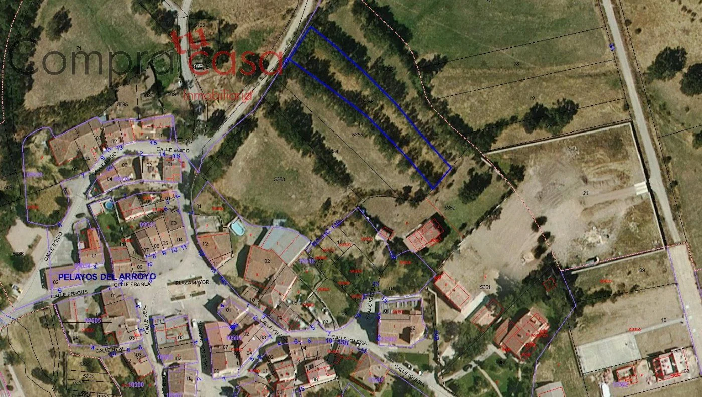 Urban plot near Pelayos town centre