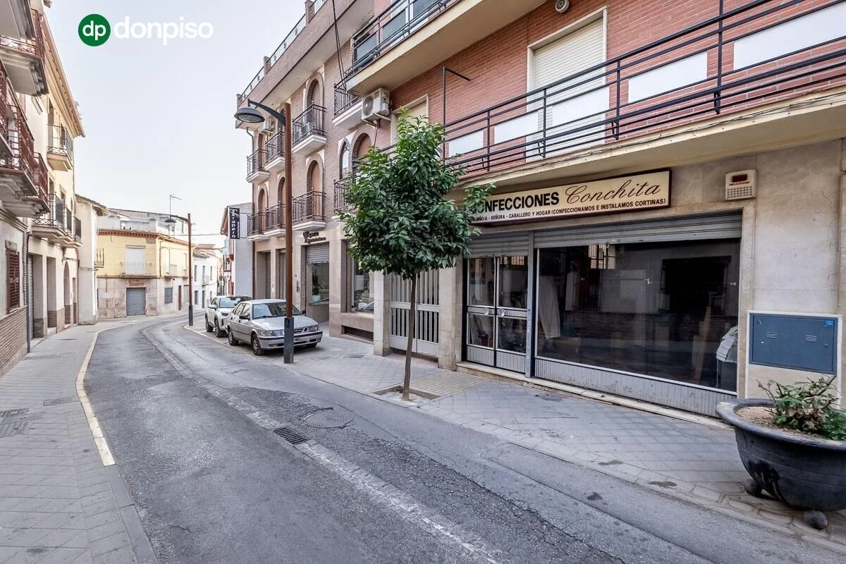 Local comercial diáfano en Peligros