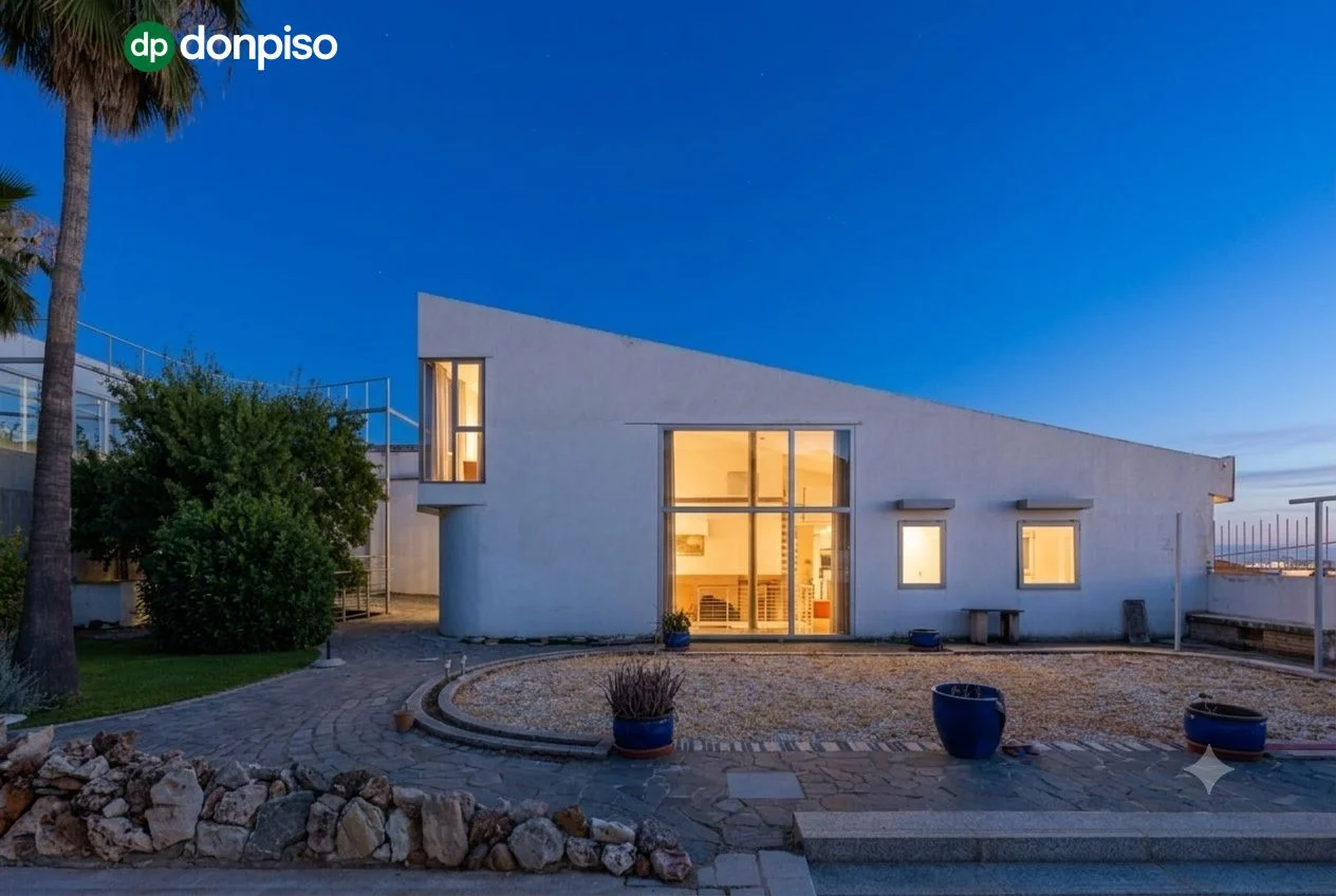 Villa contemporánea con parcela de 501 m²
