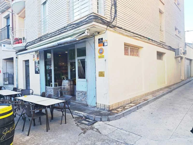 Central Cariñena commercial unit, 65 m²