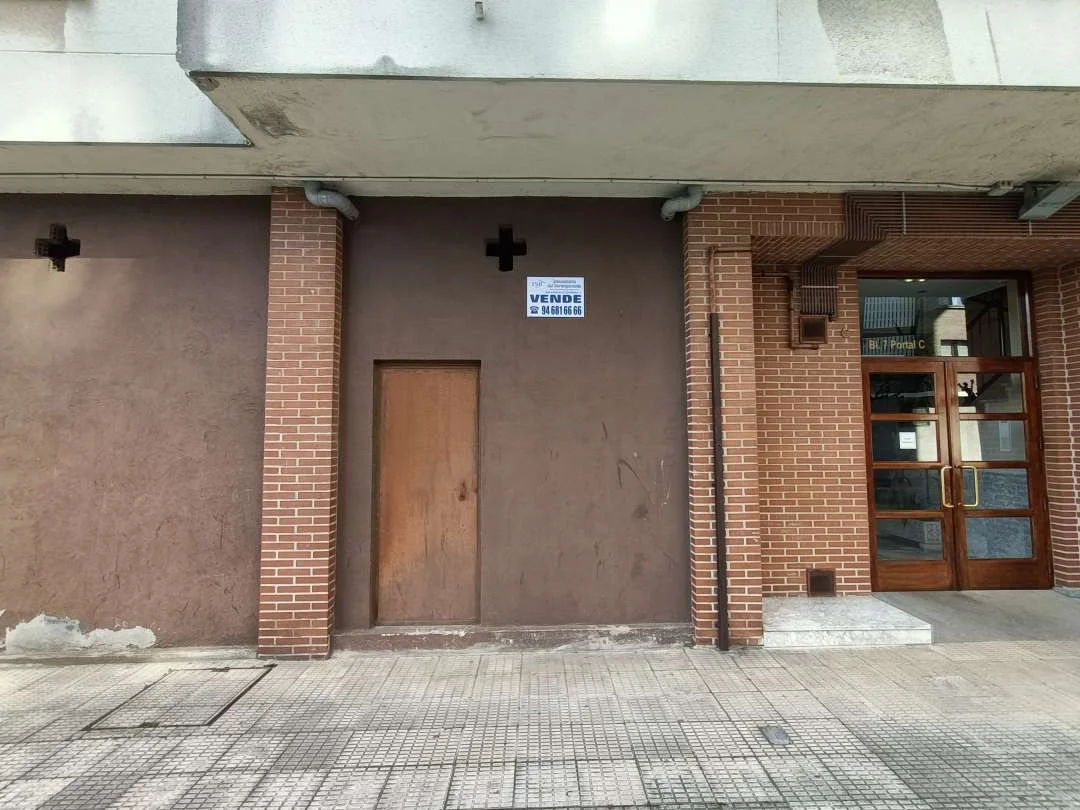 Unfinished commercial unit in Durango