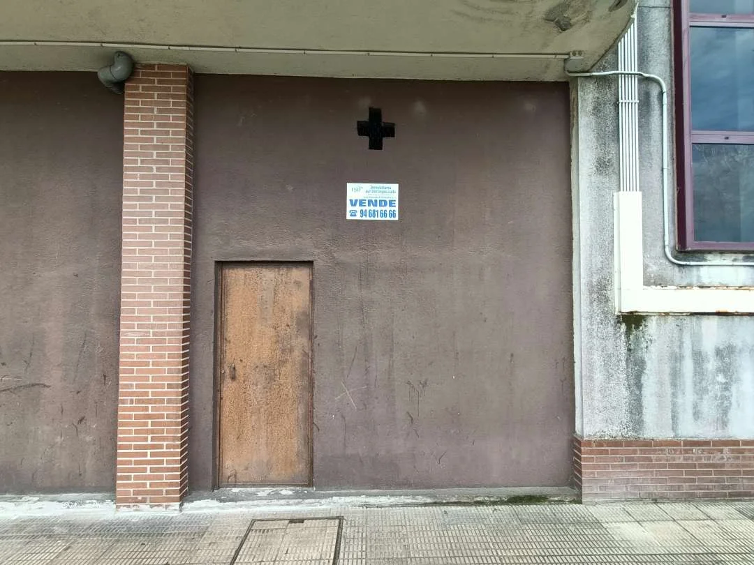 Commercial unit in Durango, 64.9 m²