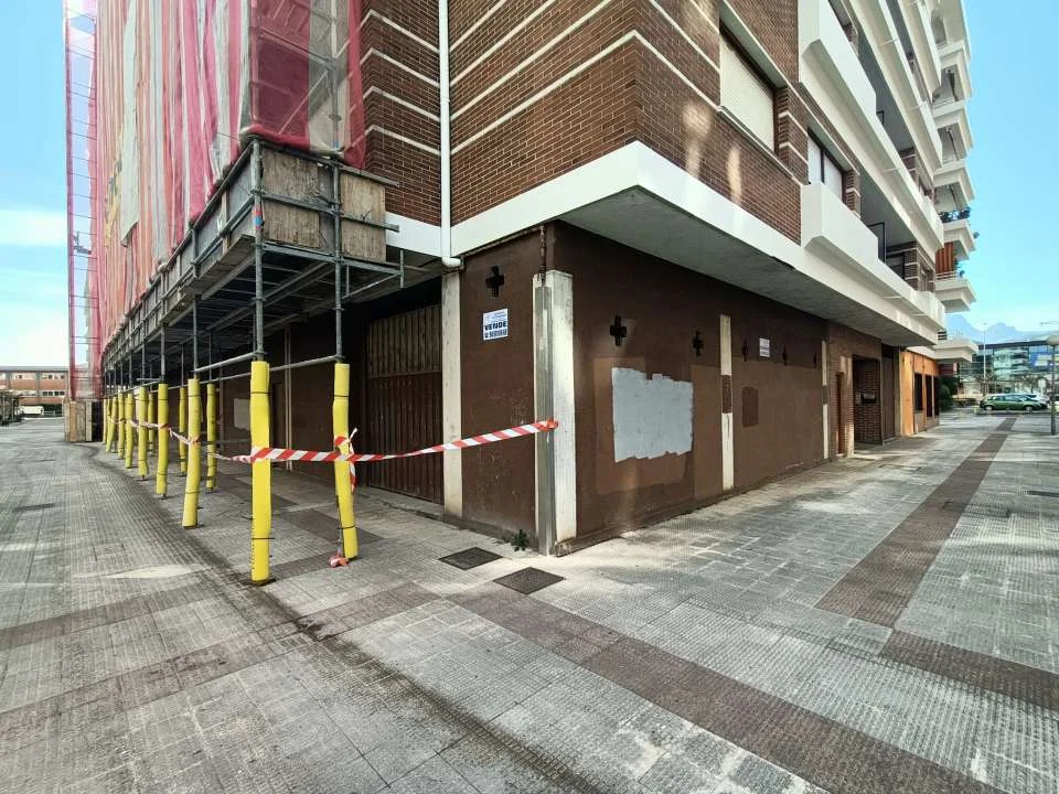 Commercial unit in Landako, 86 m²