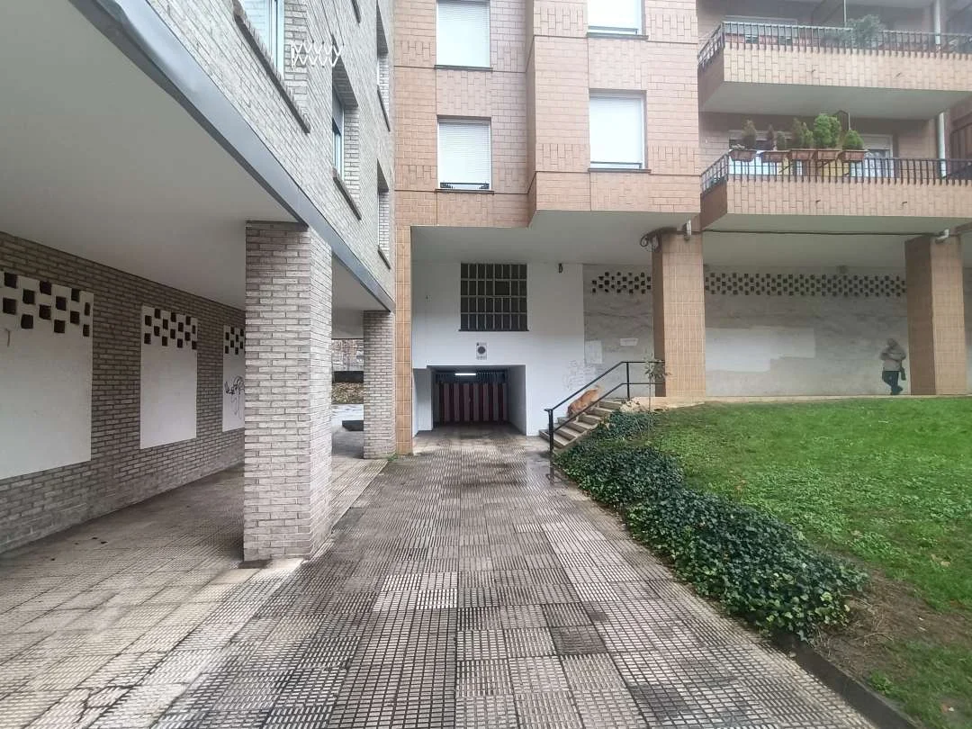 Plaza de garaje de 12 m² en Durango