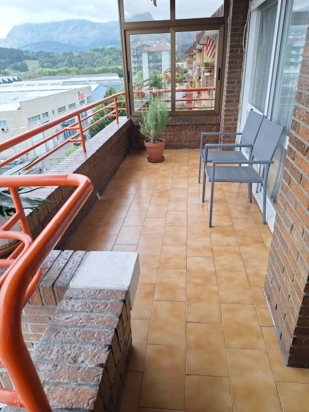 Piso exterior en Abadiño con 3 habitaciones