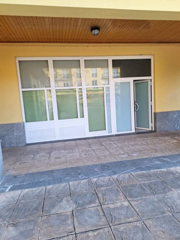 Berriz commercial unit, 1 bathroom