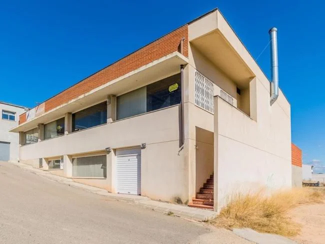 Nave industrial en Corbera, 640 m²