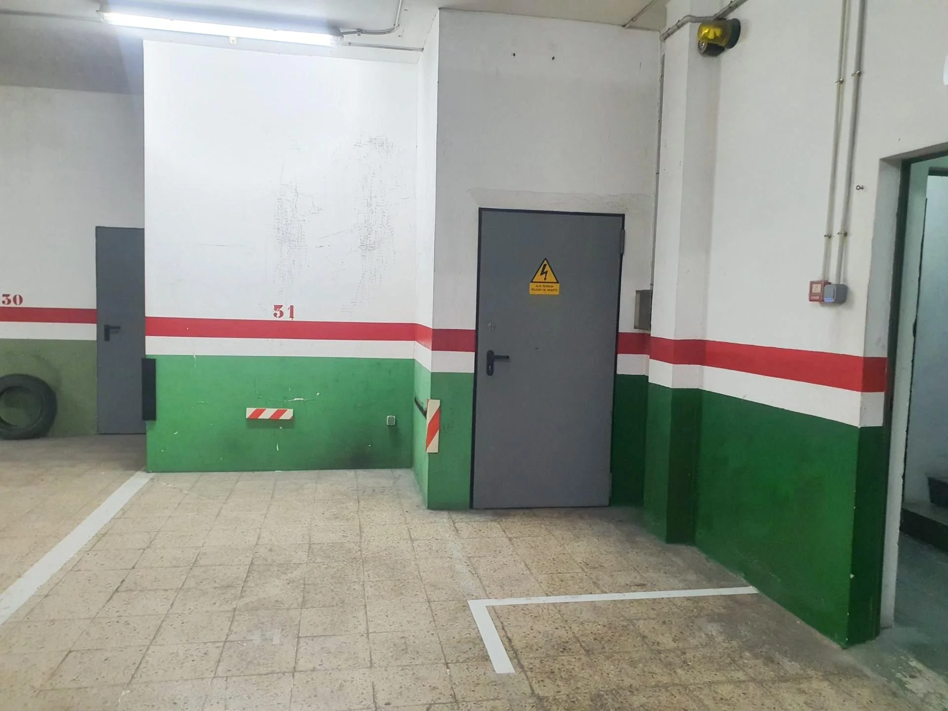 Trastero con parking para coche en Barcelona