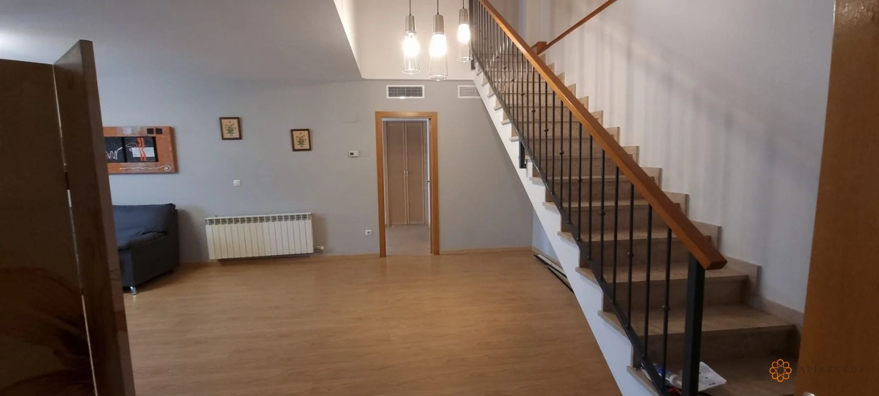 Duplex in Caspe, four-bedroom investment