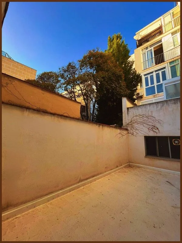 Central Salamanca commercial unit, 429 m²