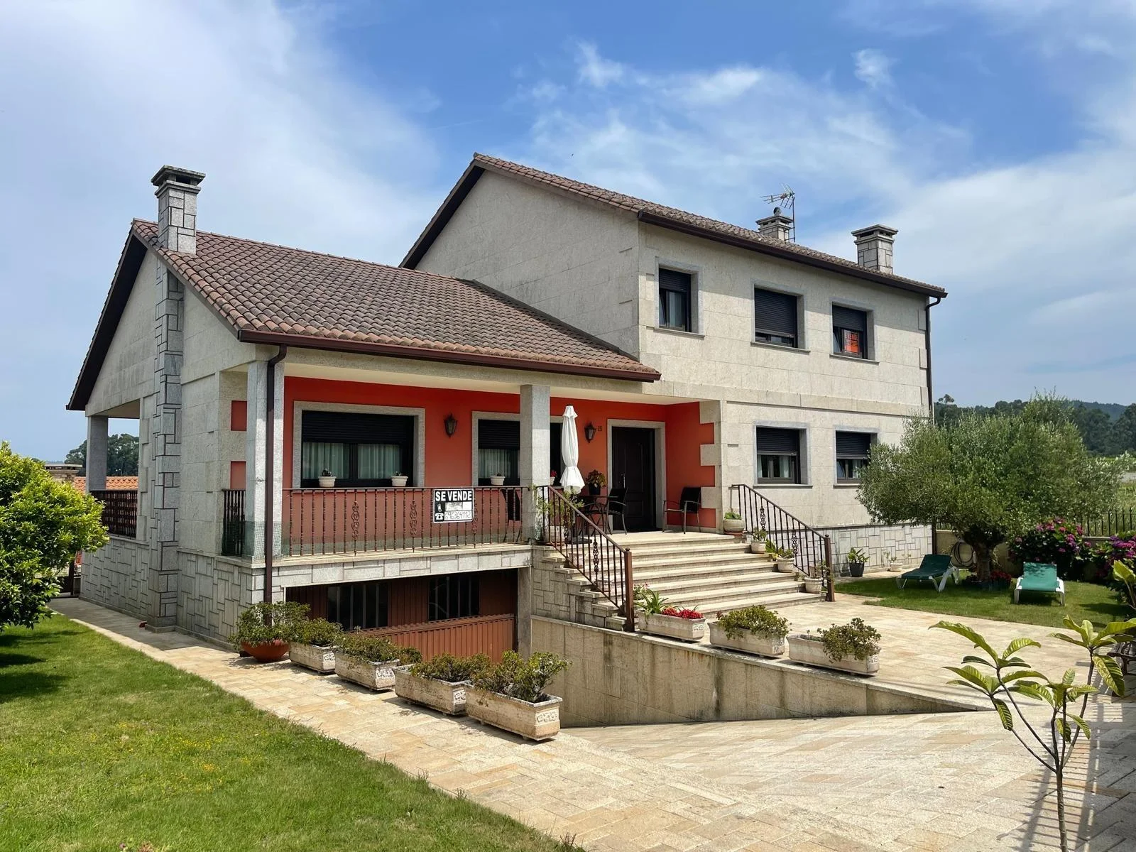 Spacious house near Arousa beaches