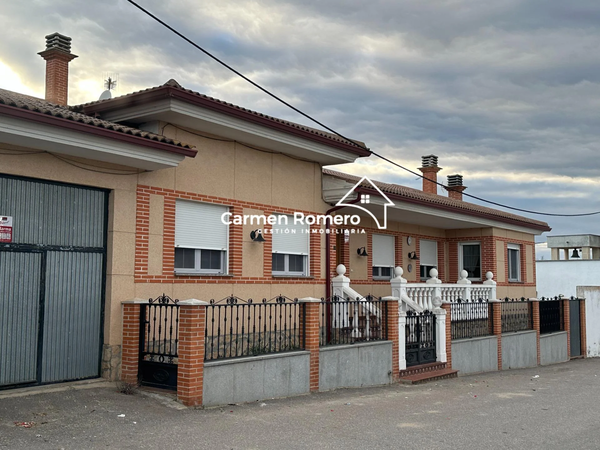 Spacious furnished chalet near Salamanca