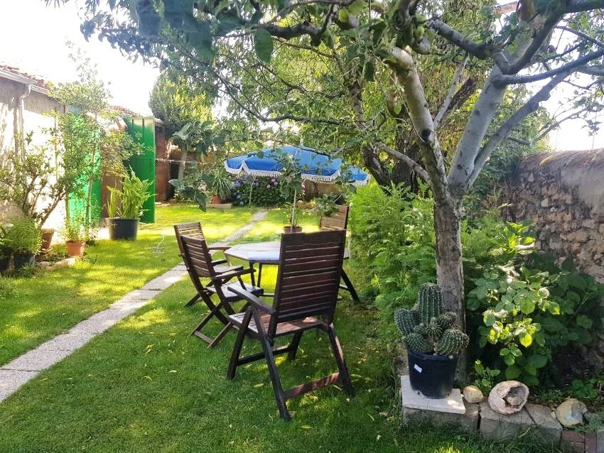 Casa rural con parcela de 1.475 m²