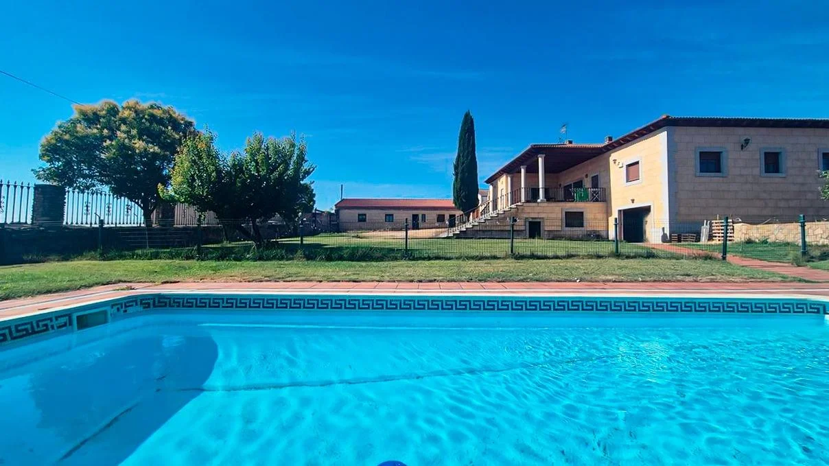 Rural chalet with tourism licence
