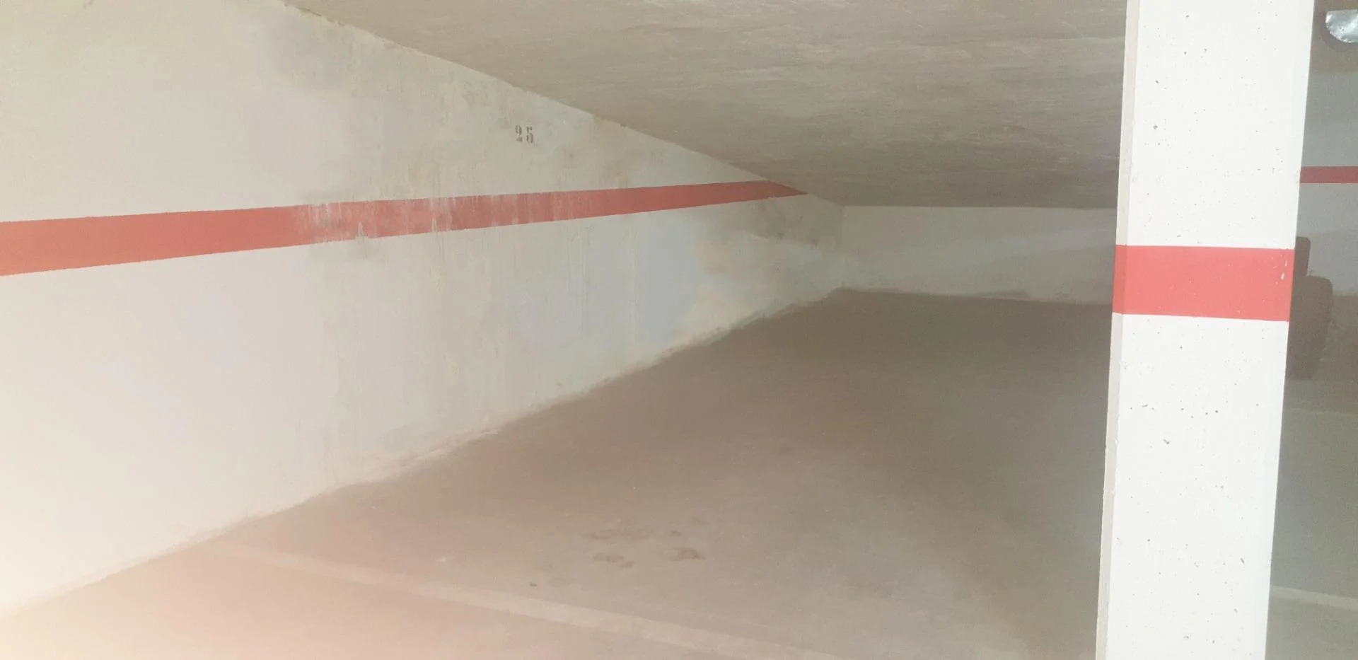 Central Alba de Tormes parking garage