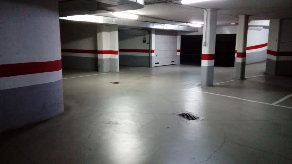 Amplia plaza de garaje céntrica de 24 m²