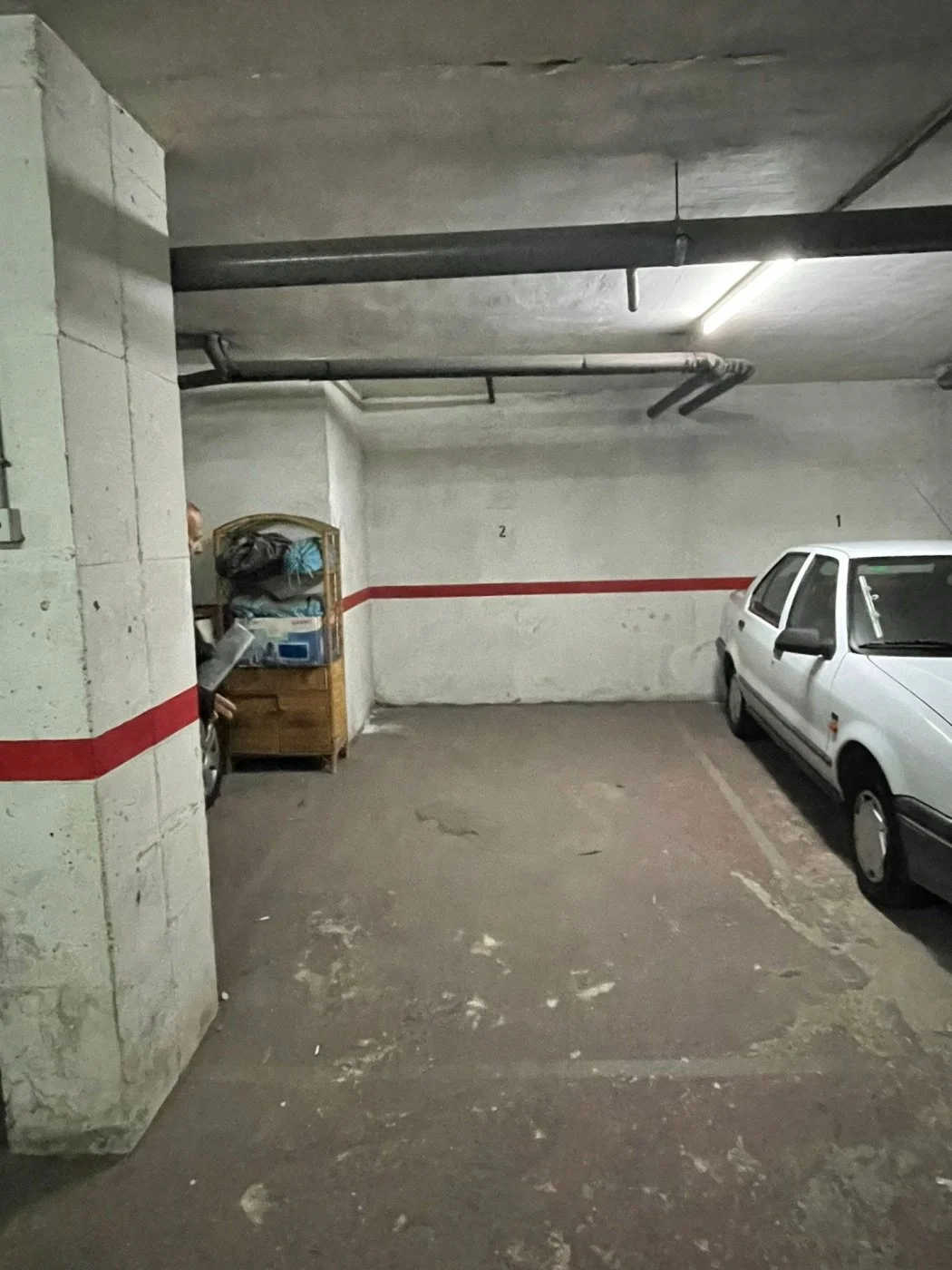 Pizarrales garage with 30 m²