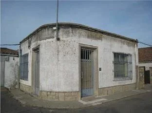 Local comercial en Pueblo, 120 m²