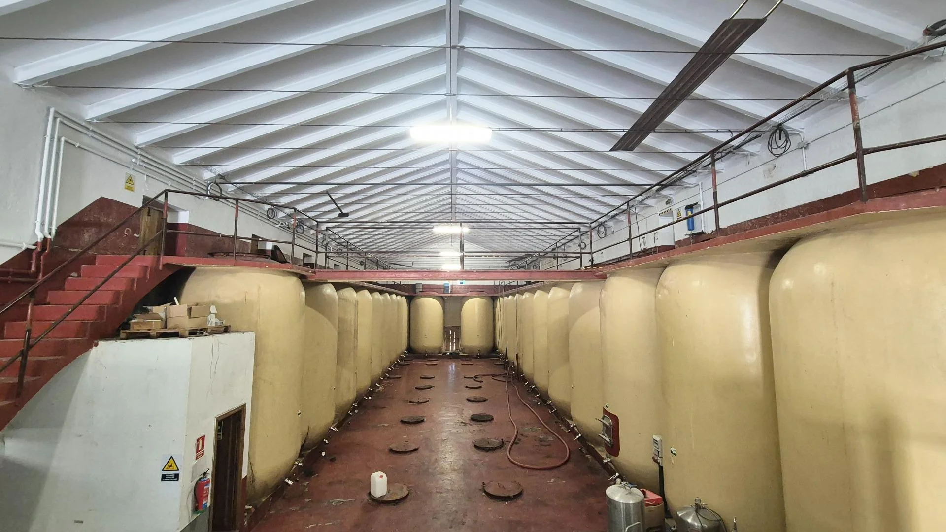 Bodega industrial con gran capacidad de almacenamiento