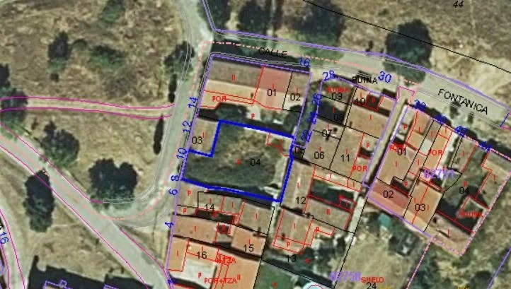 Solar industrial con almacén de 75 m²